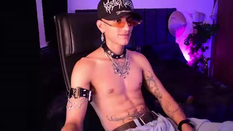 Snapshot of demonkush_ chatting on 06/20/26, 01:19 DemonKush online show from 06/20/26, 01:19