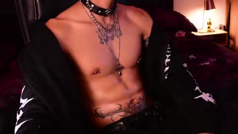 Snapshot of demonkush_ chatting on 07/05/26, 04:19 DemonKush online show from 07/05/26, 04:19