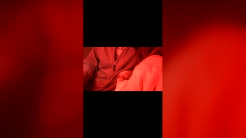 Snapshot of demonomad chatting on 12/17/25, 04:18 Demonomad online show from 12/17/25, 04:18