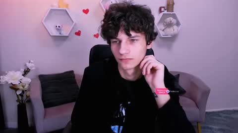 Den online show from 03/11/25, 10:29