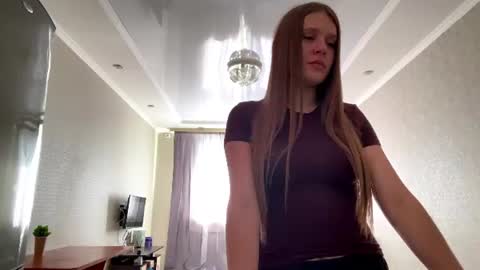 Snapshot of denicedweck chatting on 07/08/26, 11:37 Nika online show from 07/08/26, 11:37