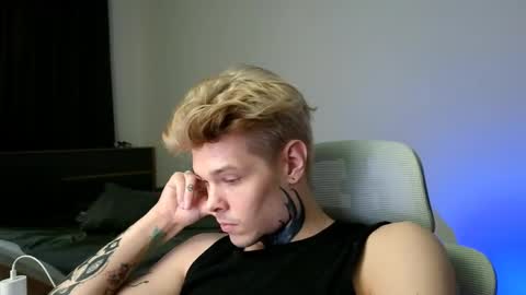 Denis online show from 05/15/26, 04:58