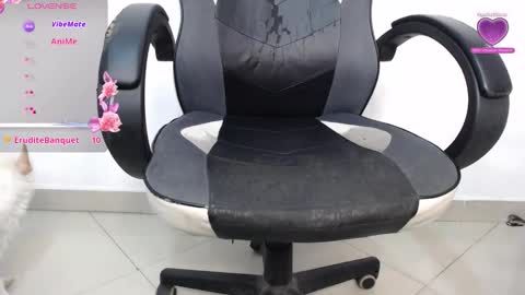 denis online show from 10/02/25, 12:39