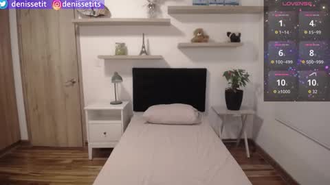    online show from 10/06/25, 08:28