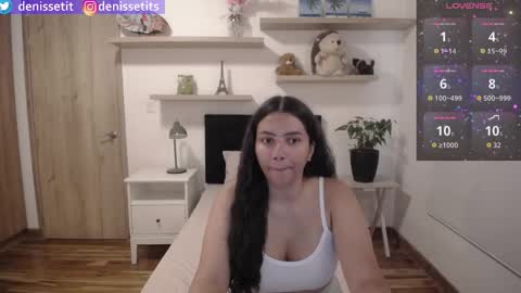    online show from 10/12/25, 02:05