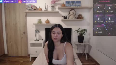    online show from 11/05/25, 02:28