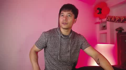 Snapshot of denizer_healer chatting on 11/02/25, 01:13 DENIZER online show from 11/02/25, 01:13