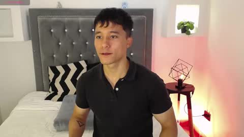 Snapshot of denizer_healer chatting on 11/18/25, 12:53 DENIZER online show from 11/18/25, 12:53