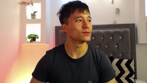 Snapshot of denizer_healer chatting on 11/20/25, 01:00 DENIZER online show from 11/20/25, 01:00