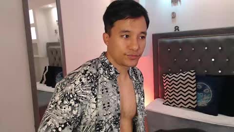 Snapshot of denizer_healer chatting on 11/24/25, 01:00 DENIZER online show from 11/24/25, 01:00