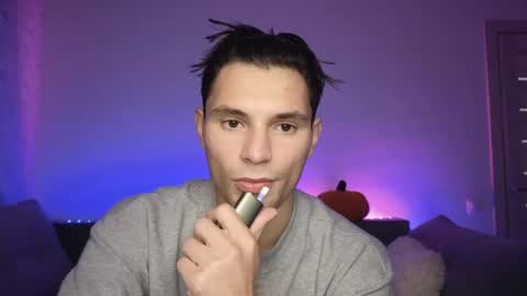 Den online show from 09/29/25, 08:24