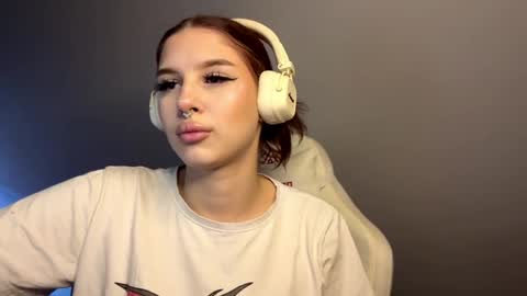 Sandra online show from 04/20/26, 09:01