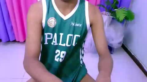 Dens online show from 09/26/25, 05:33