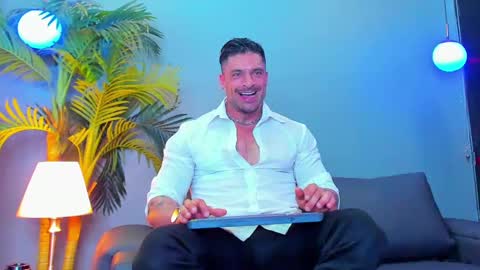 dennis_cox_ online show from 10/08/25, 12:19