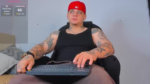 dennis munera online show from 10/01/25, 11:05