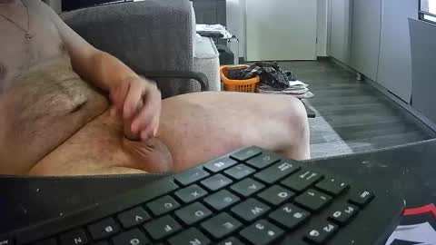 Dennis online show from 10/06/25, 05:32