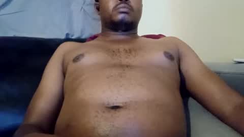 Snapshot of dentzo chatting on 12/19/24, 03:19 mastER blACK online show from 12/19/24, 03:19