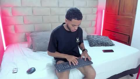 Snapshot of denzelvelez chatting on 01/15/26, 03:11 David online show from 01/15/26, 03:11