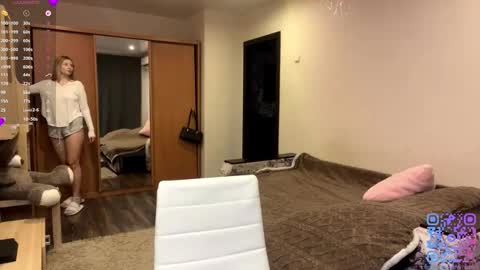 Vi  Victoria online show from 11/30/25, 12:09