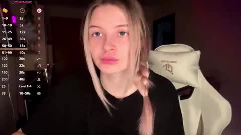 Vi  Victoria online show from 03/08/26, 07:12