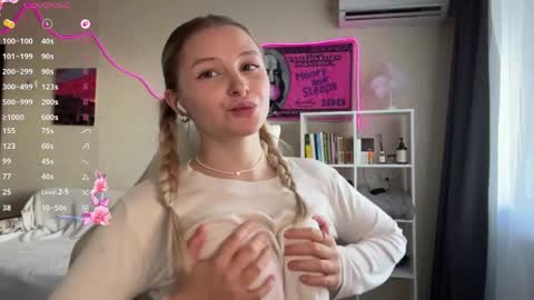 Vi  Victoria online show from 04/15/26, 01:18