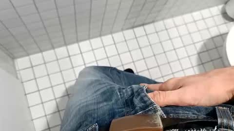 Snapshot of der_wanderer12 chatting on 11/10/25, 07:29 der_wanderer12 online show from 11/10/25, 07:29