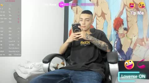 Snapshot of dereck_boyy_ chatting on 07/04/26, 08:59 Dereck Boy online show from 07/04/26, 08:59