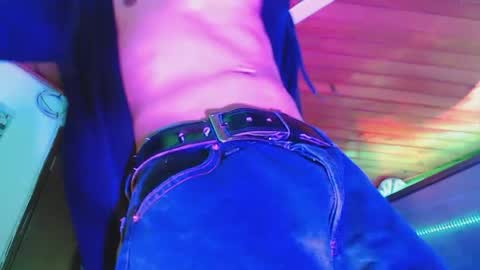 Dereck online show from 08/05/26, 04:59