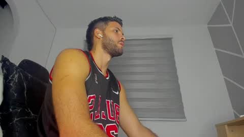 dereckhardd online show from 04/12/26, 01:21