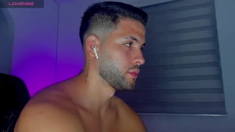 dereckhardd online show from 04/17/26, 03:53