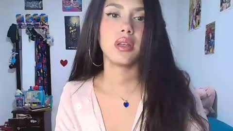 derek_44 online show from 07/08/26, 12:59