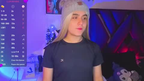 Snapshot of derek_greyy_ chatting on 11/10/25, 11:15 derek grey online show from 11/10/25, 11:15