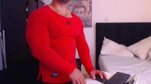 Derek online show from 12/21/25, 02:02