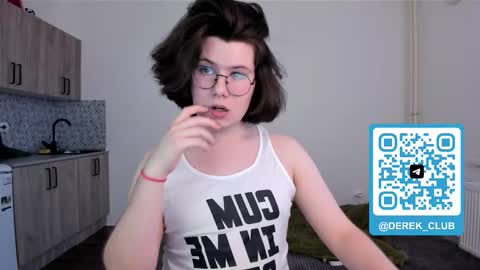 Derek online show from 03/25/26, 04:02