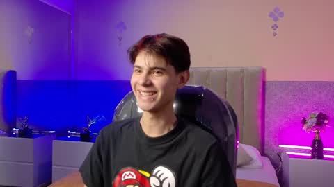 derek_sinn online show from 04/06/26, 09:16