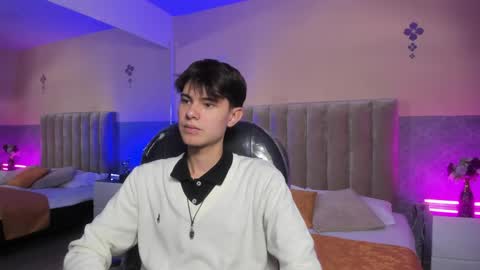 derek_sinn online show from 04/09/26, 08:36