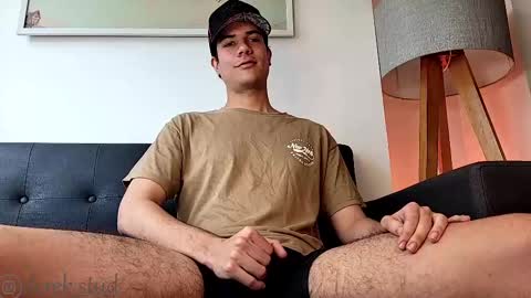 Derek independent model  online show from 03/02/25, 05:36