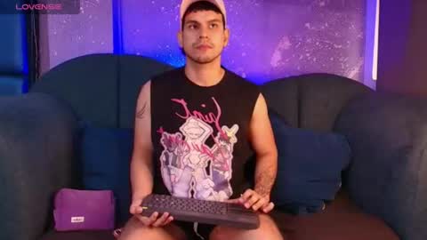 derek_voss online show from 07/11/26, 01:14