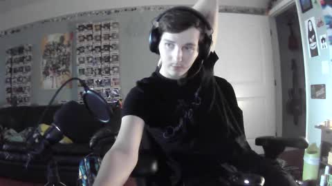 Snapshot of derekdings chatting on 01/16/25, 07:20 derekdings online show from 01/16/25, 07:20