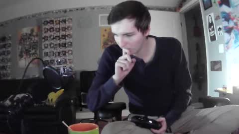 Snapshot of derekdings chatting on 01/21/25, 03:54 derekdings online show from 01/21/25, 03:54