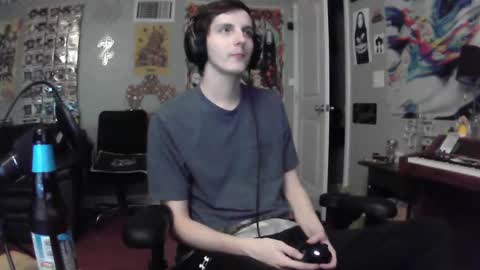 Snapshot of derekdings chatting on 02/26/25, 04:58 derekdings online show from 02/26/25, 04:58