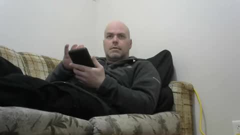 Snapshot of derf007 chatting on 01/29/25, 12:24 derf007 online show from 01/29/25, 12:24