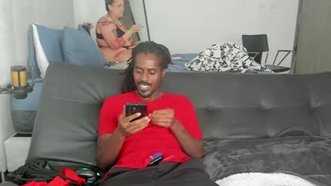 Snapshot of derkdiggler89 chatting on 05/27/26, 05:10 Derk Mae online show from 05/27/26, 05:10