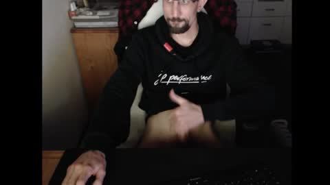 Snapshot of dermattes chatting on 11/08/25, 03:34 dermattes online show from 11/08/25, 03:34