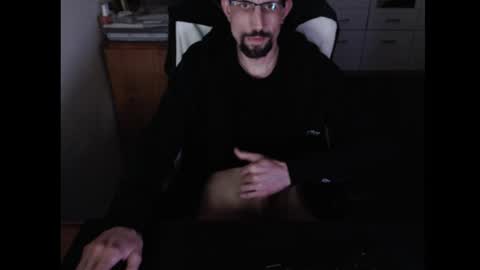 dermattes online show from 04/12/26, 01:38