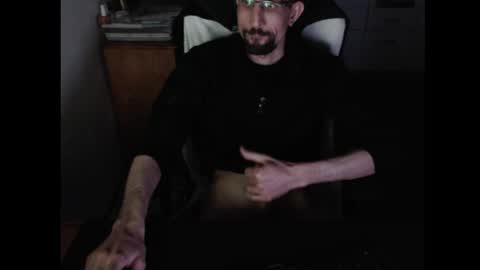 Snapshot of dermattes chatting on 05/02/26, 02:22 dermattes online show from 05/02/26, 02:22