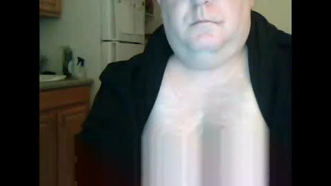 Snapshot of derrickkearley2055 chatting on 03/03/25, 07:10 derrickkearley2055 online show from 03/03/25, 07:10