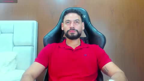 Snapshot of derrybigger_cm chatting on 11/07/25, 07:03 DerryBigger CM online show from 11/07/25, 07:03