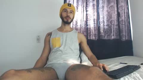 Snapshot of derrymaster chatting on 01/21/25, 12:39 JhimyMaster online show from 01/21/25, 12:39