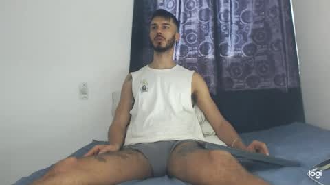 Snapshot of derrymaster chatting on 02/17/25, 02:37 JhimyMaster online show from 02/17/25, 02:37